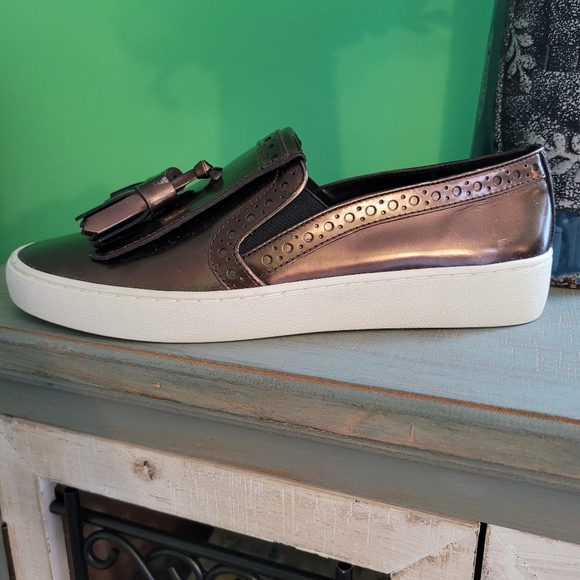 Michael Kors slip ons - Picture 8 of 16